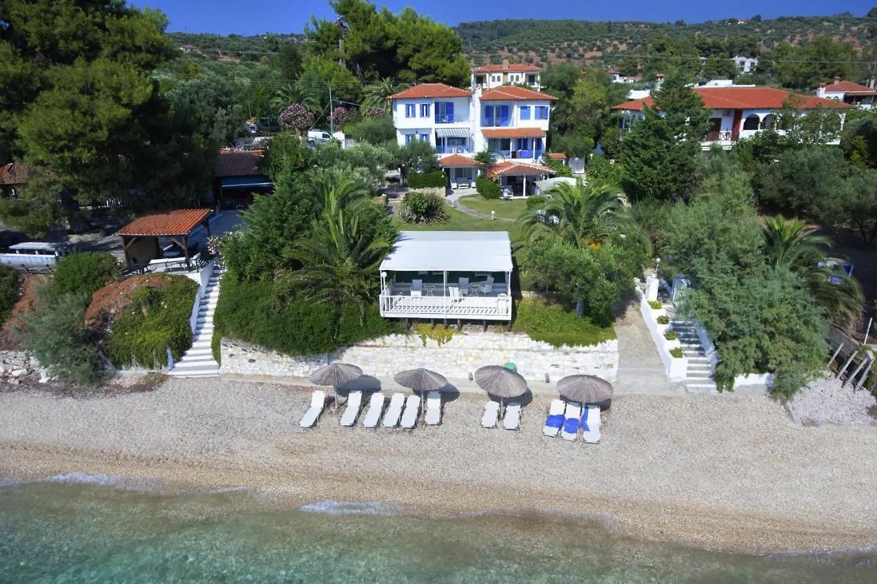 Apartment In Elia Beach With A Shared Pool Калогрия